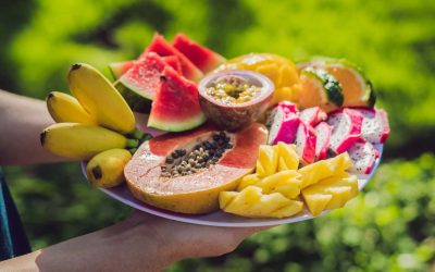 Disfrutando del verano: Deléitate con la dulzura de las frutas tropicales